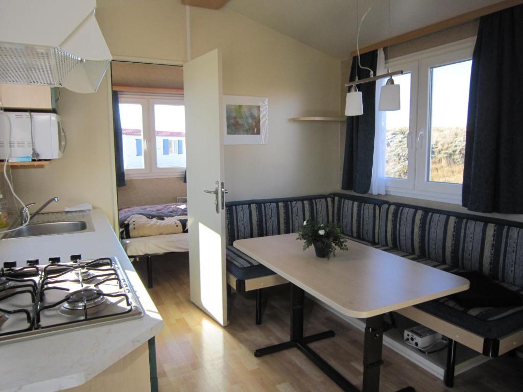 Laekjarkot Rooms And Cottages With Kitchen Borgarnes Habitación foto